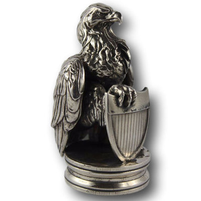 20-oz-silver-eagle-statue-side2.jpg