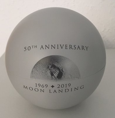 Moon-1.jpg